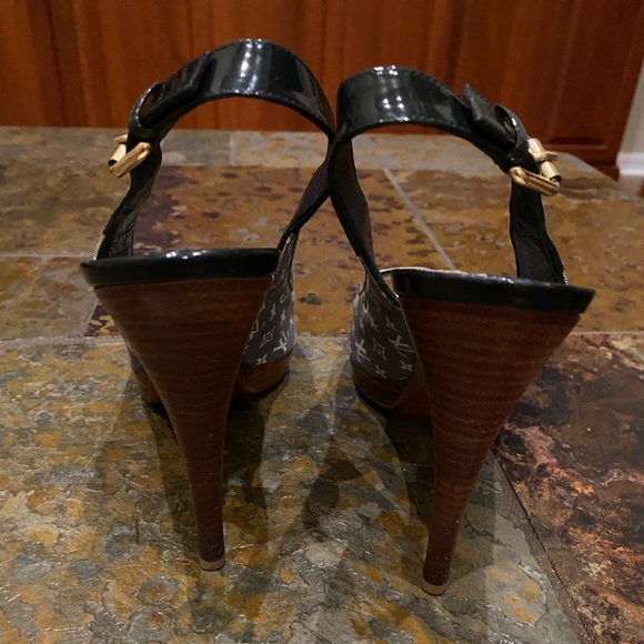 Louis Vuitton Monogram Heels - Picture 6 of 14